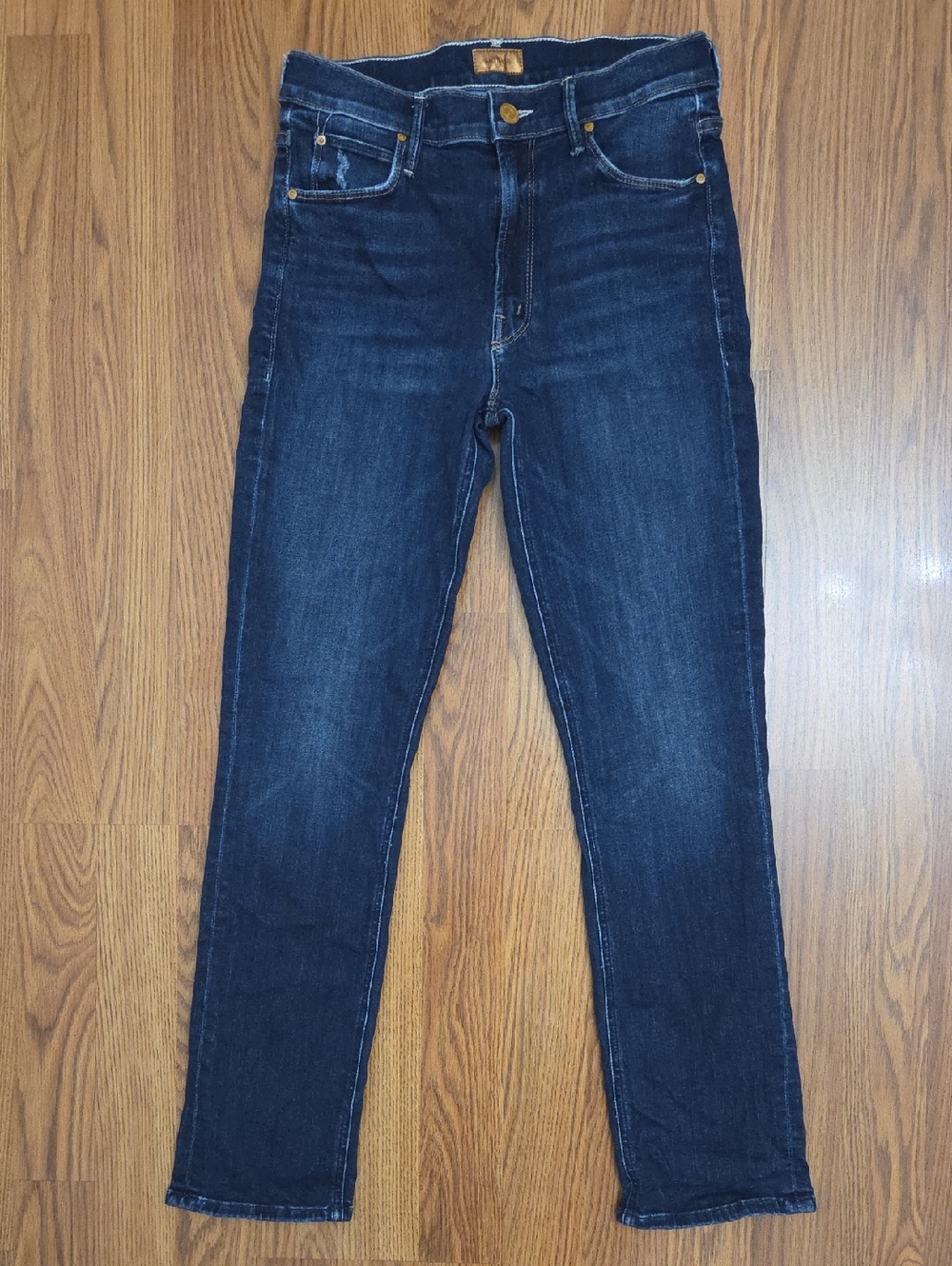 MOTHER The Mid Rise Dazzler Ankle Jeans in "Teaming Up" Wash/ 27